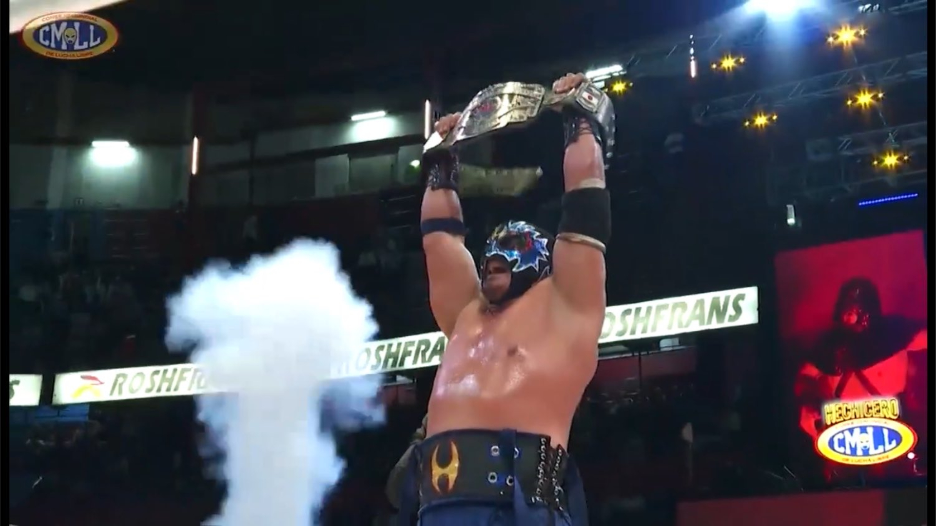 Hechicero as CMLL World Heavyweight Champion